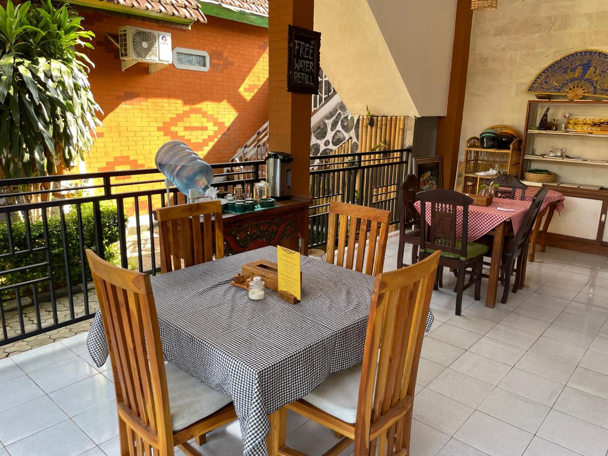 Kubu Elsa Bali Hotel Lovina Екстериор снимка