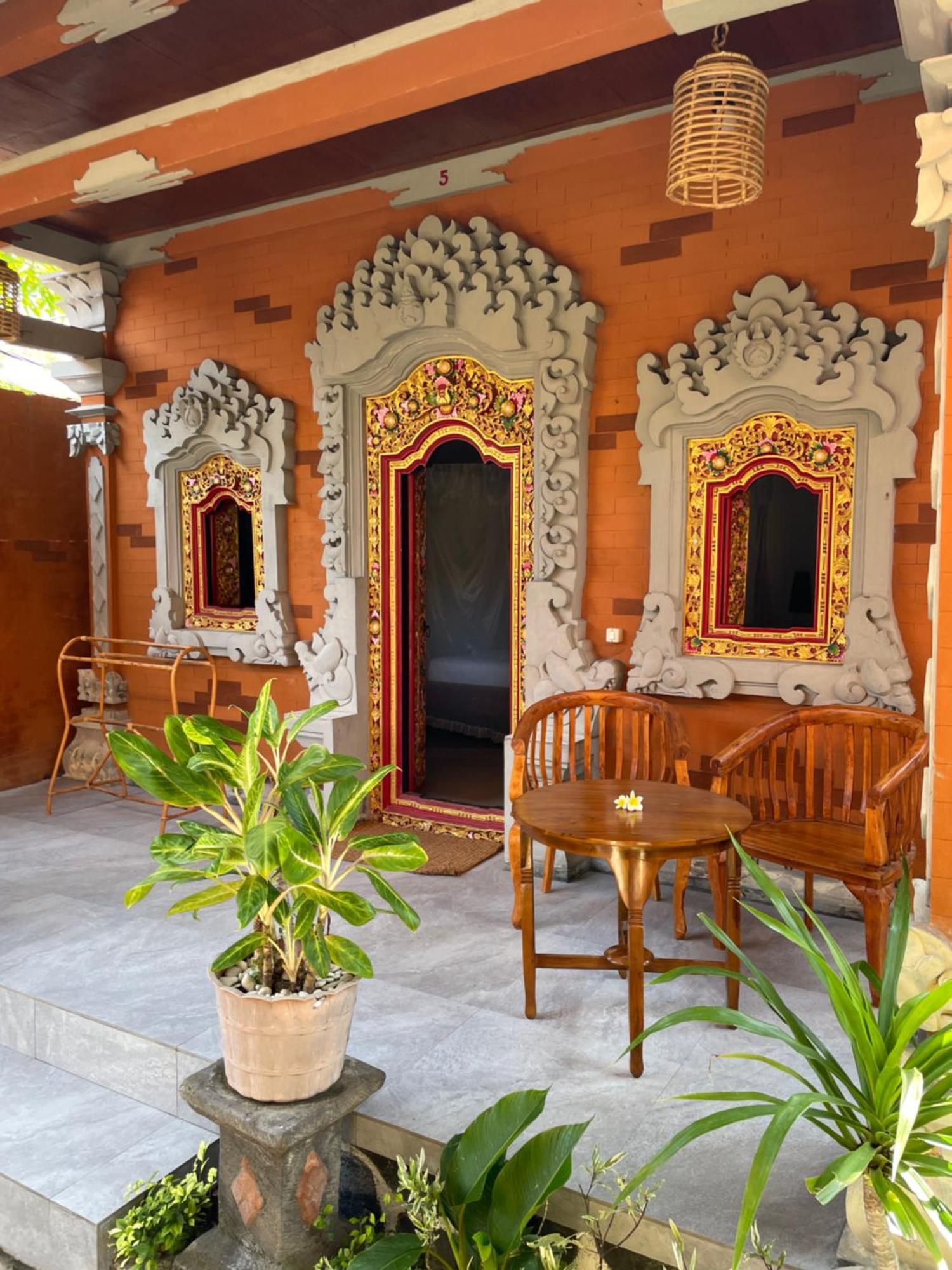 Kubu Elsa Bali Hotel Lovina Стая снимка