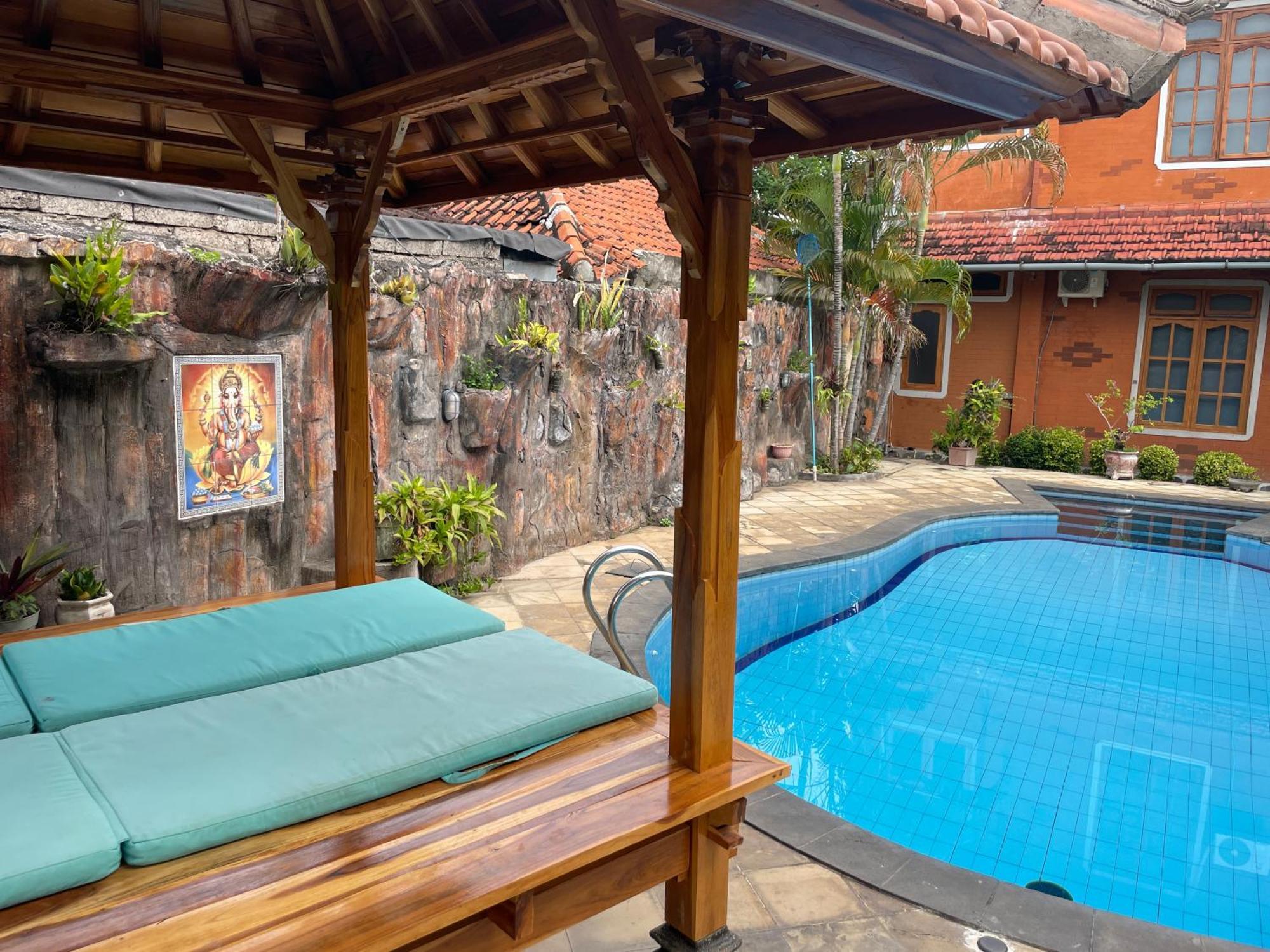 Kubu Elsa Bali Hotel Lovina Екстериор снимка